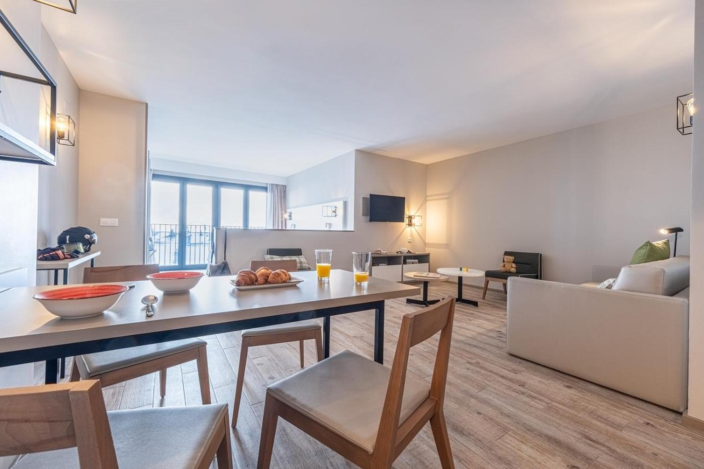 Apartamentos Caribou Pas De La Casa Exteriör bild